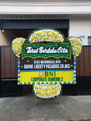 Papan Bunga Duka di Banjang