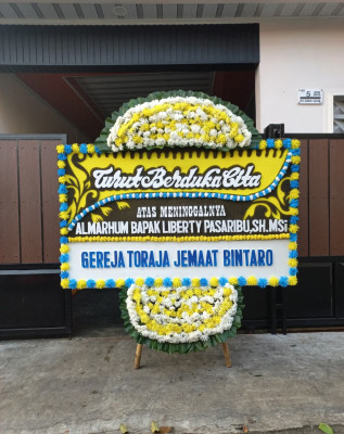 Papan Bunga Duka di Banjang